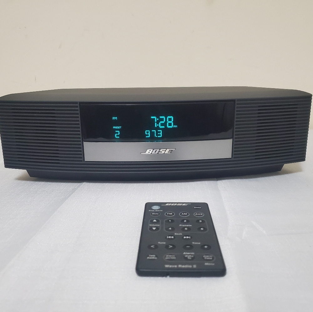 Bose Wave Radio II AM/FM Alarm Clock Radio With Remote